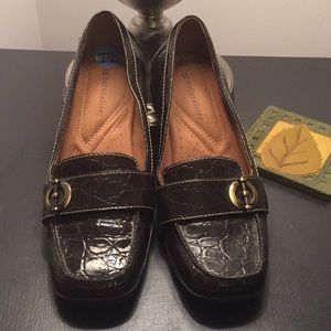 Comfort & Cushion Flats